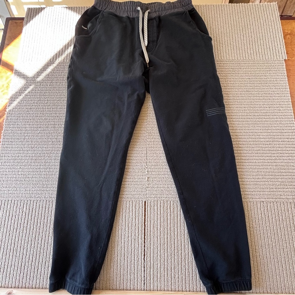 Vuori L men’s balboa black grey jogger lounge pants
